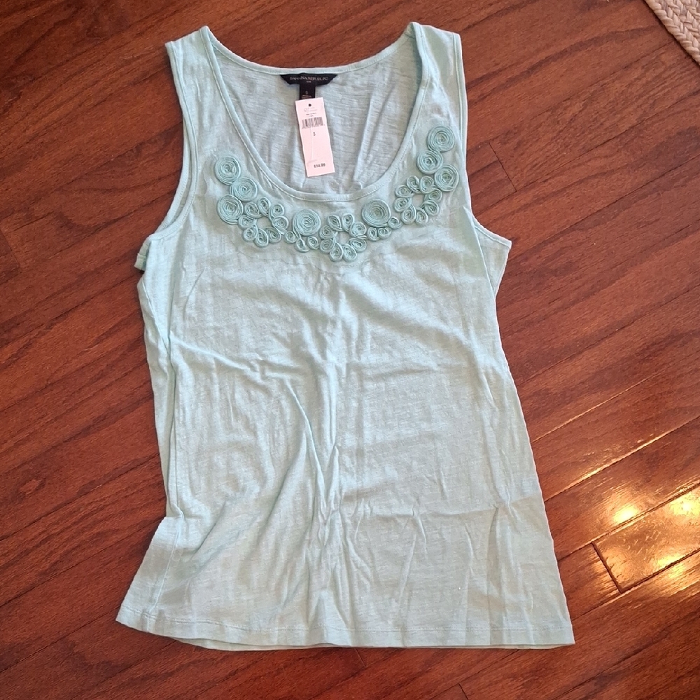 Banana Republic Factory Tank